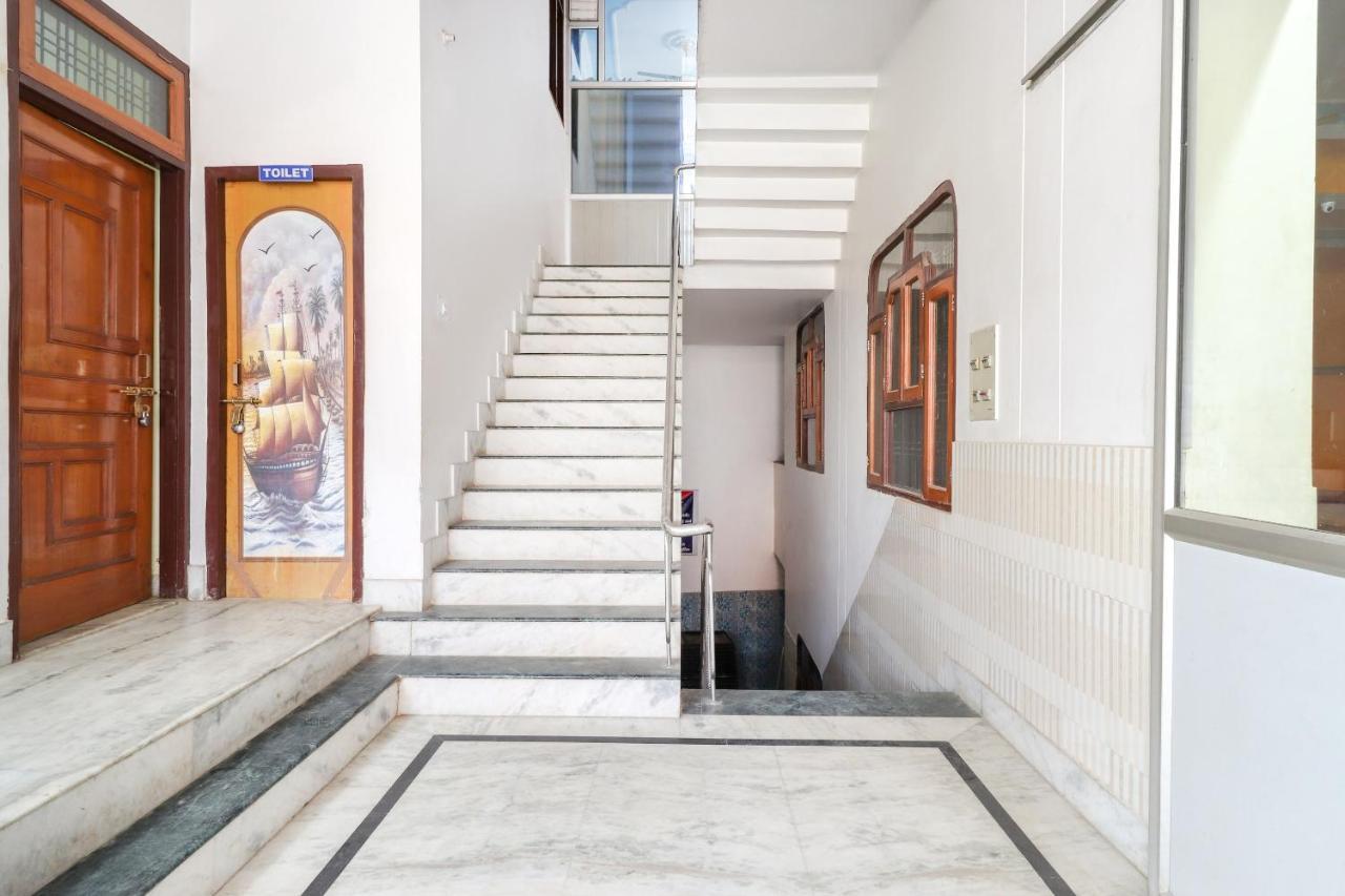 Spot On 70311 Rangoli Palace Lucknow Exterior foto