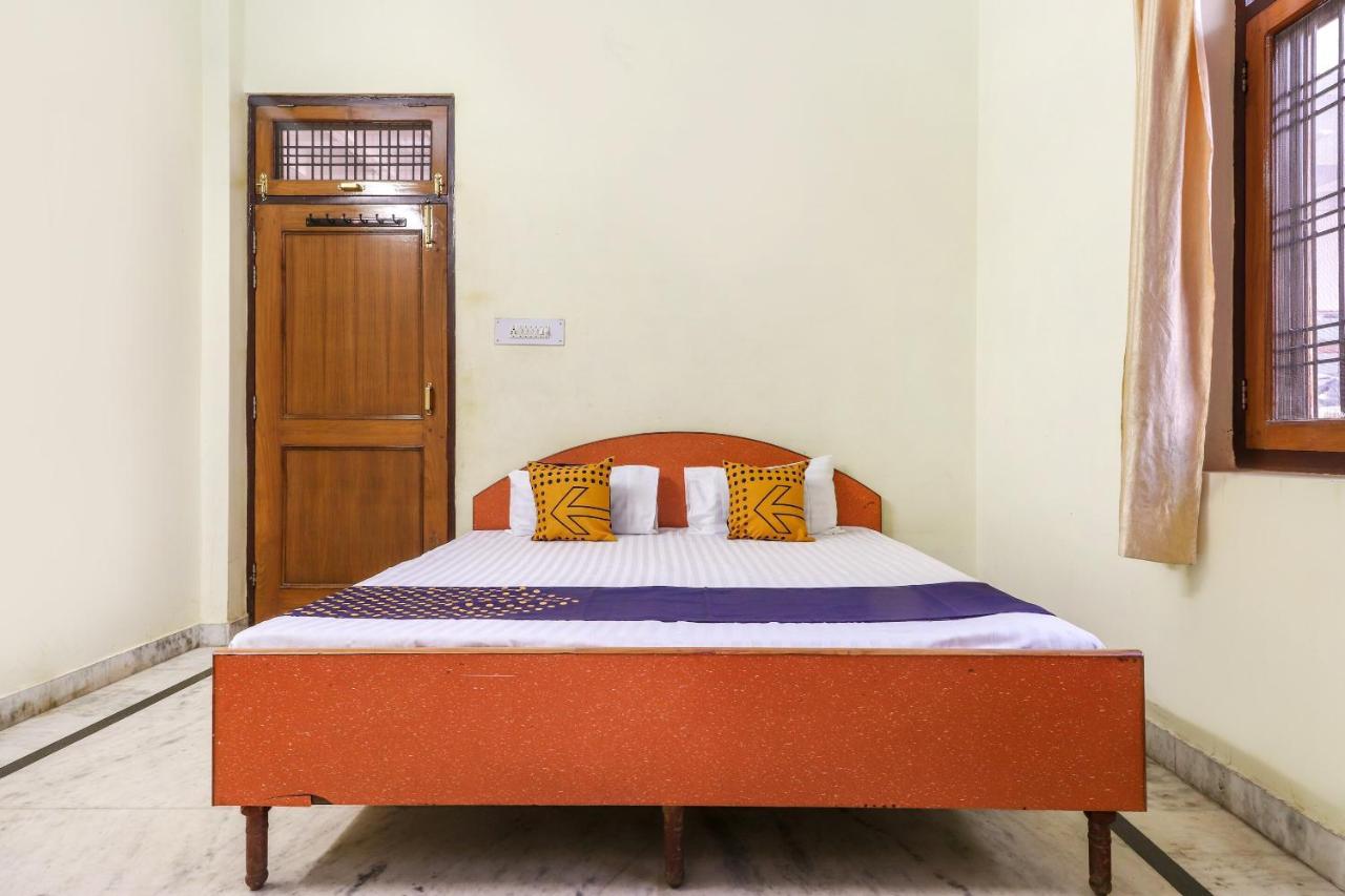 Spot On 70311 Rangoli Palace Lucknow Exterior foto